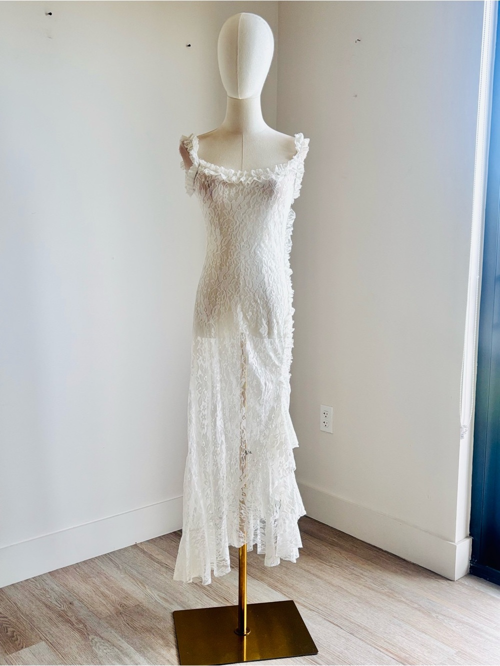 NWT MICAS White Sheer Lace Ruffle Maxi Dress Off Shoulder Size Large